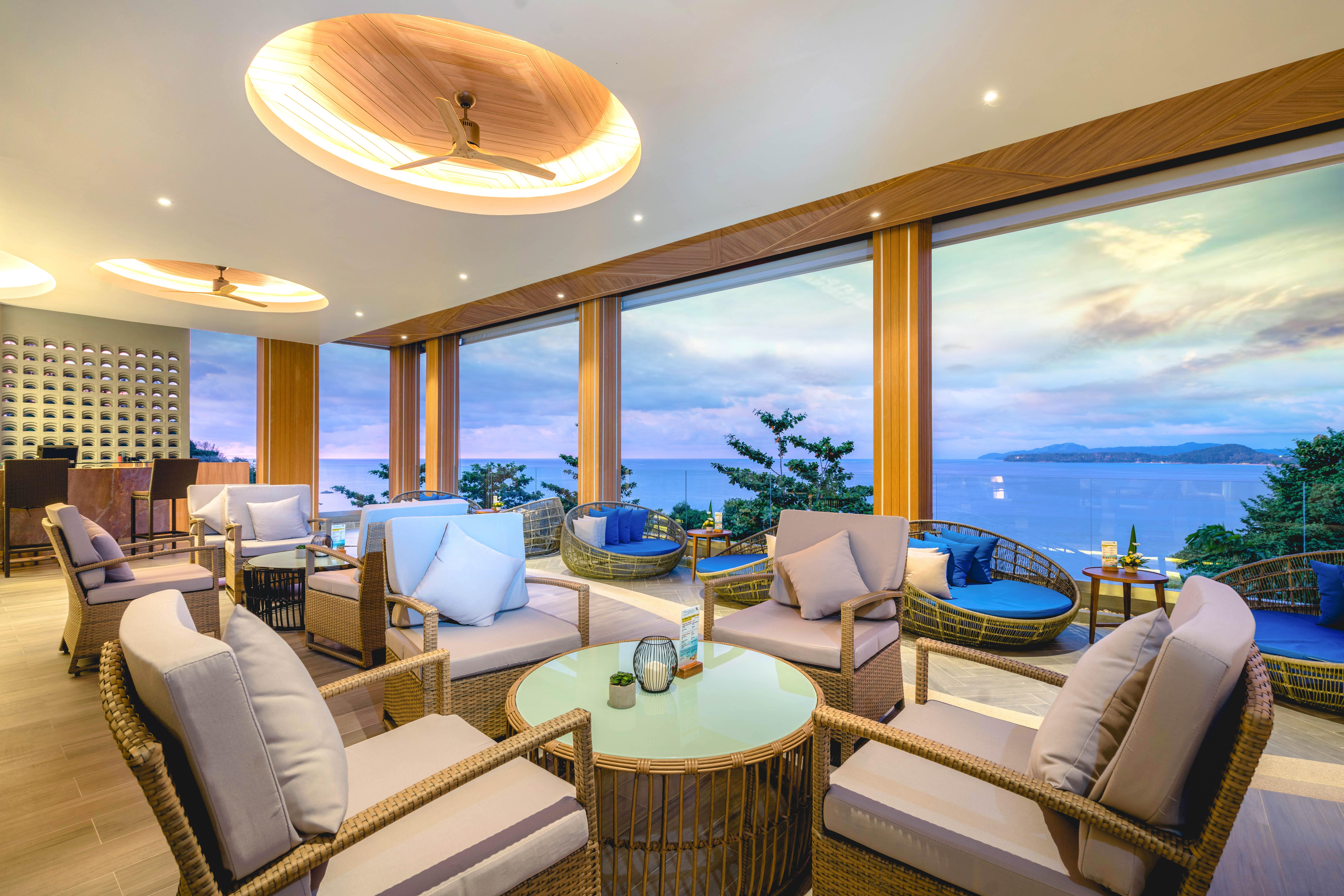 Namaka Resort Kamala المظهر الخارجي الصورة The View Bar